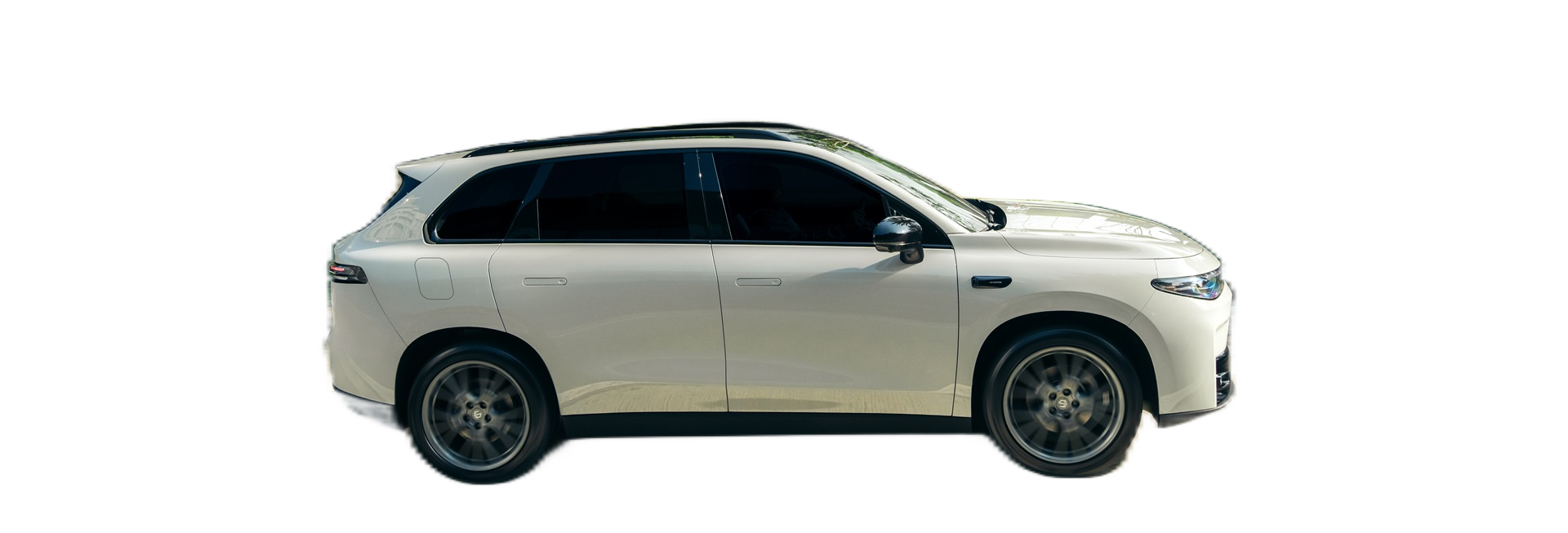 Leapmotor C10 — side