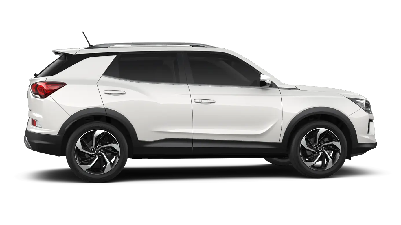 KGM Korando — side